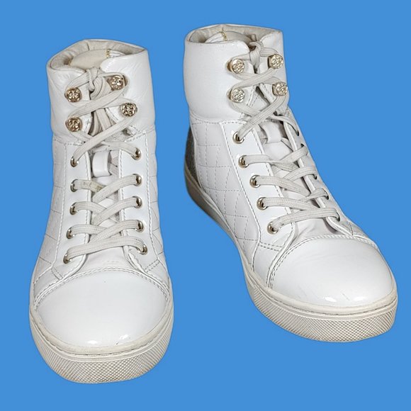 Guess High Top Sneaker Women's Sz 6 White Quilted Athletic Shoe Rhinestone Heelt - Picture 2 of 10